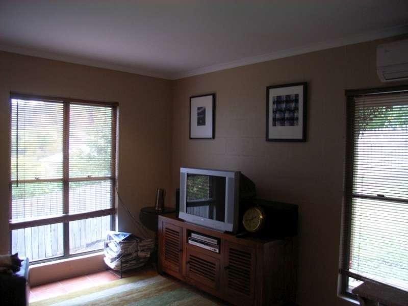 19 Walter Street, Toowong QLD 4066