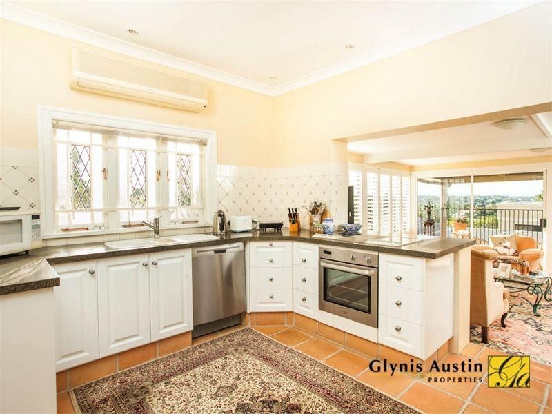 99 Constitution Road, Windsor QLD 4030