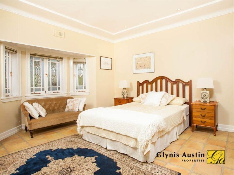 99 Constitution Road, Windsor QLD 4030