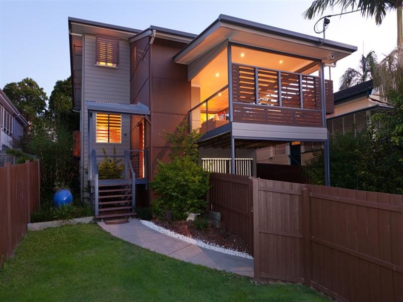 10 Cranmore Street, Red Hill QLD 4059