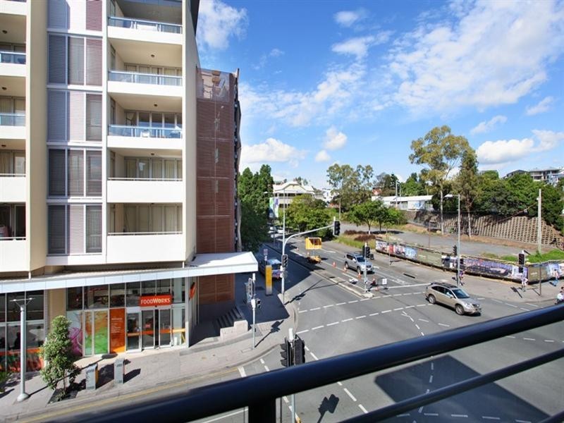 2201/186 Grey Street, South Brisbane QLD 4101