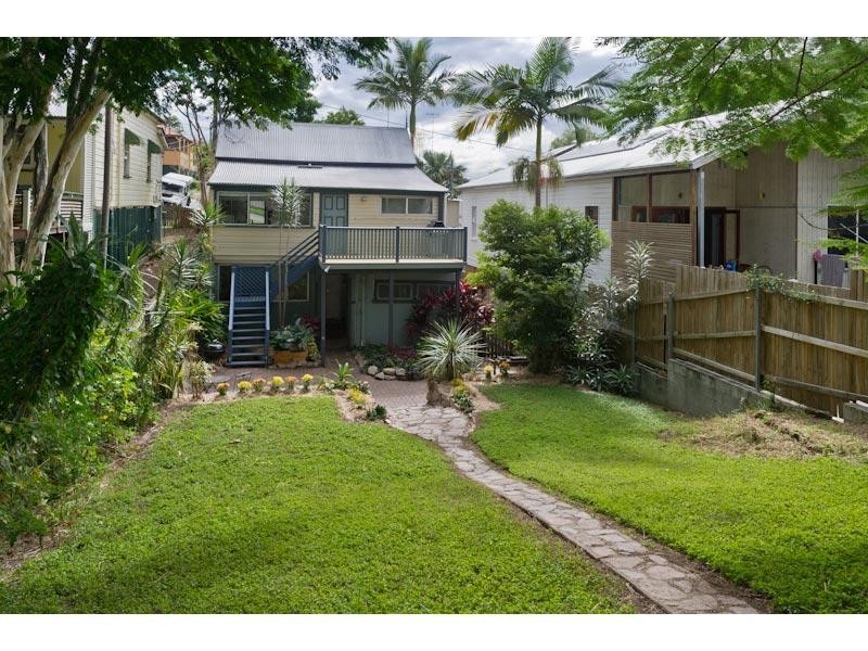 23 Cairns Street, Red Hill QLD 4059