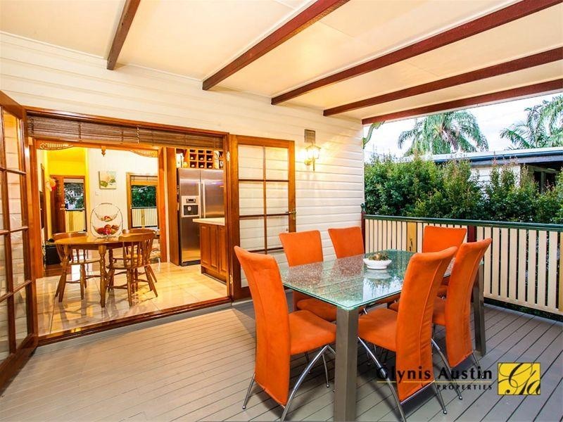 18 Vincent Street, Auchenflower QLD 4066