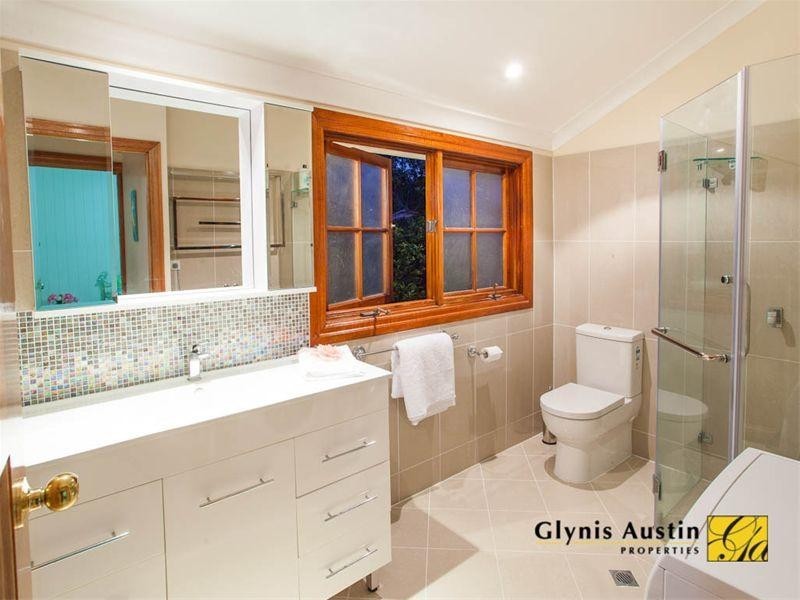 18 Vincent Street, Auchenflower QLD 4066