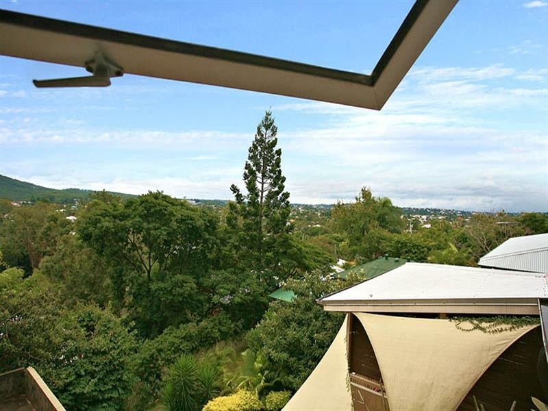 2/175 Jubilee Terrace, Bardon QLD 4065