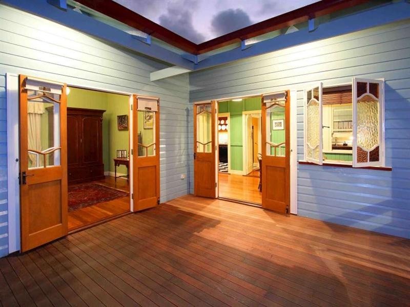 17 Glanosmond Avenue, Camp Hill QLD 4152