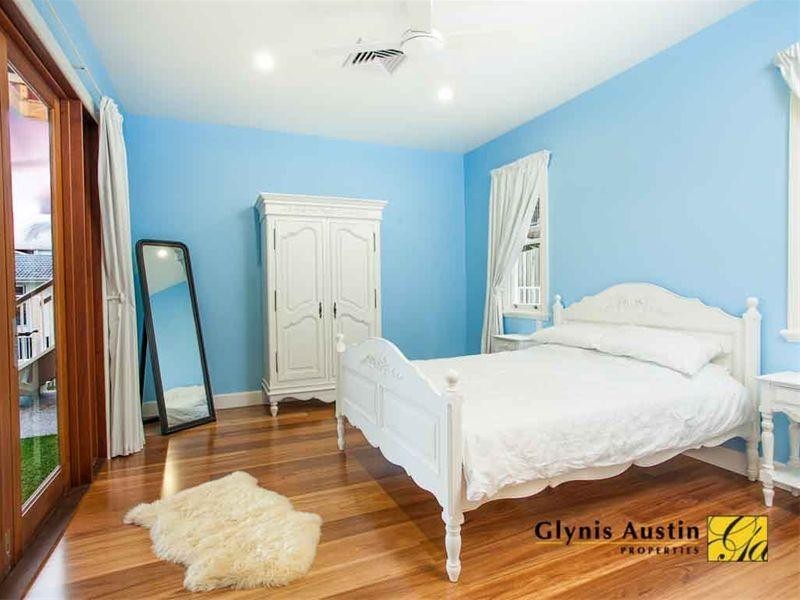 28 Nairn Street, Milton QLD 4064