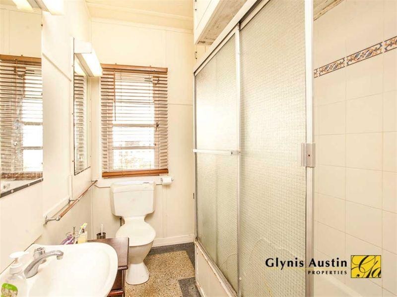 39 Rouen Road, Bardon QLD 4065