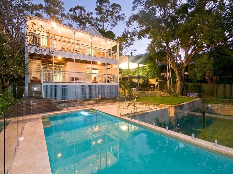 36 Dudley Street, Bardon QLD 4065