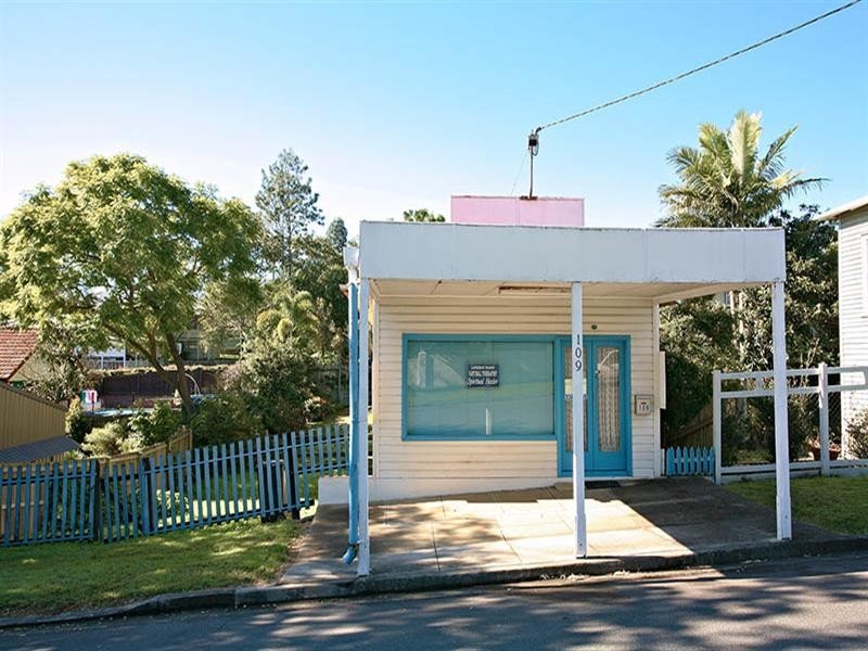 109 Lewin Street, Bardon QLD 4065