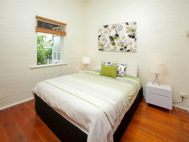 176 Merthyr Road, New Farm QLD 4005