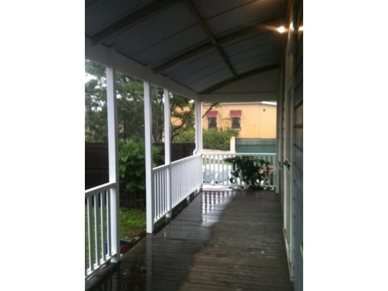 17 Waterworks Road, Red Hill QLD 4059