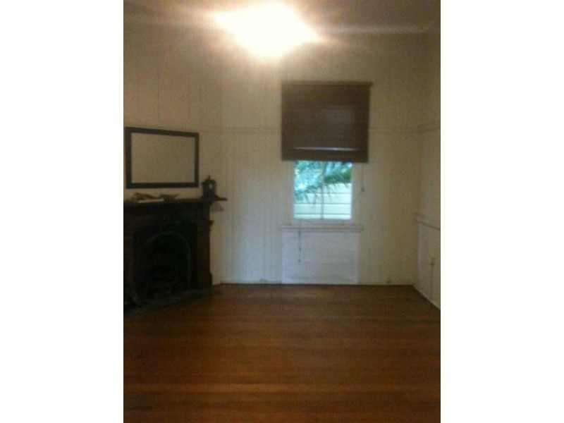 17 Waterworks Road, Red Hill QLD 4059