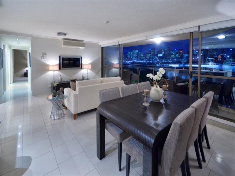 12/10 Lower River Terrace, South Brisbane QLD 4101
