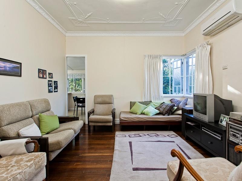 110 Gerler Street, Bardon QLD 4065