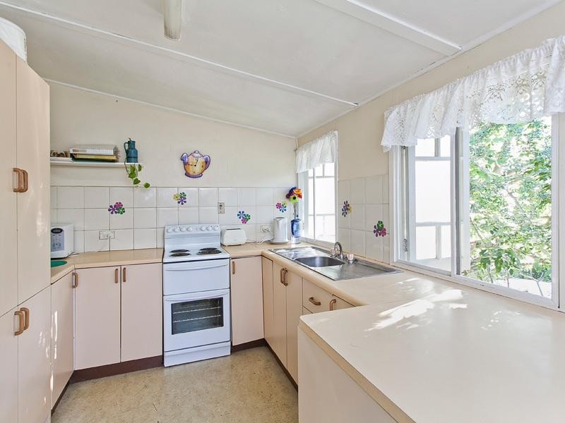 110 Gerler Street, Bardon QLD 4065