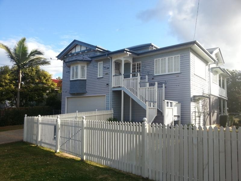 82 Lewin Street, Bardon QLD 4065