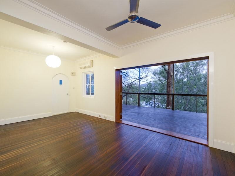 24 Macgregor Terrace, Bardon QLD 4065