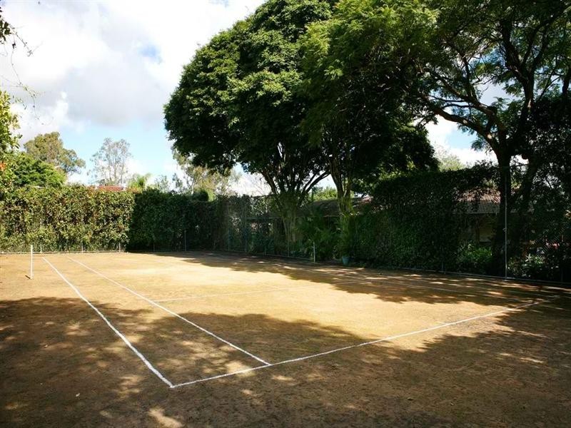 34 Mt Ommaney Road, Jindalee QLD 4074