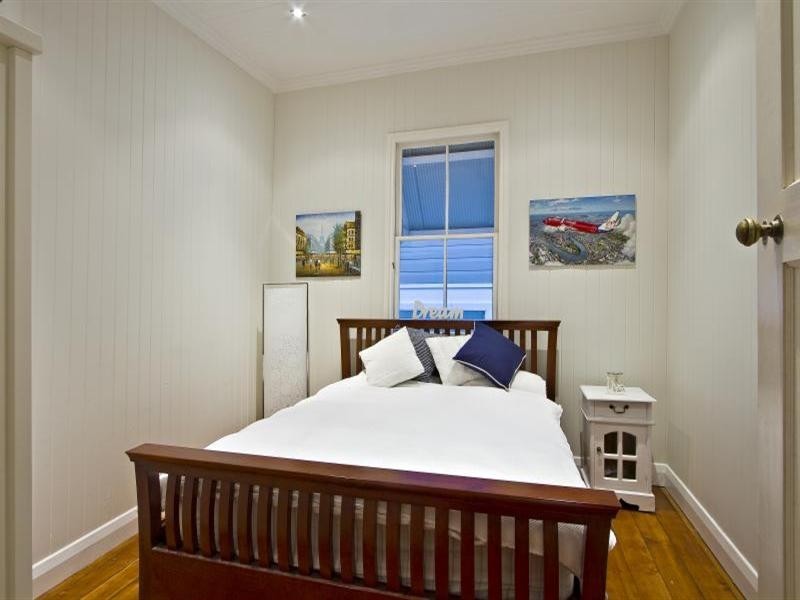 30 David Avenue, Bardon QLD 4065