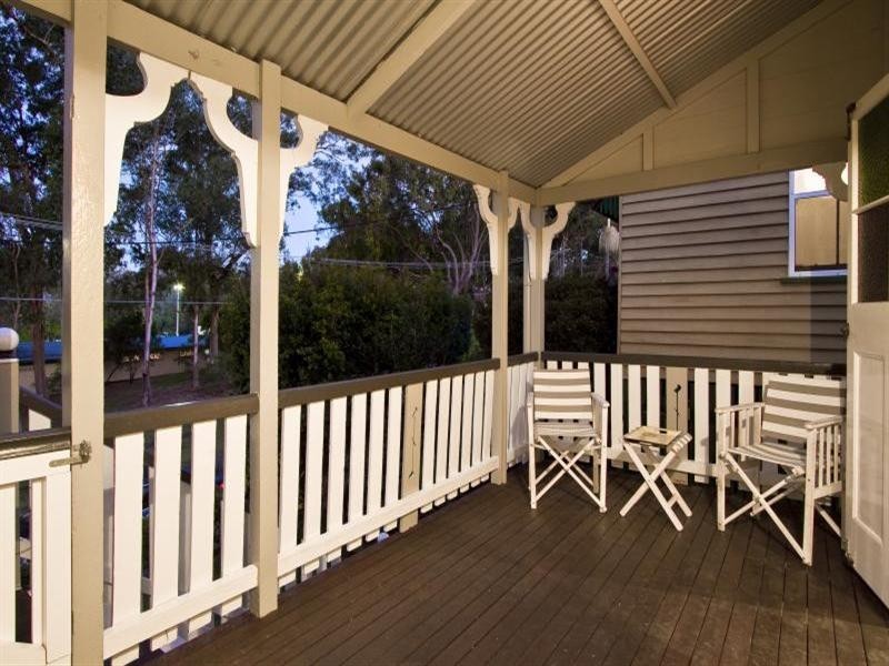 30 David Avenue, Bardon QLD 4065