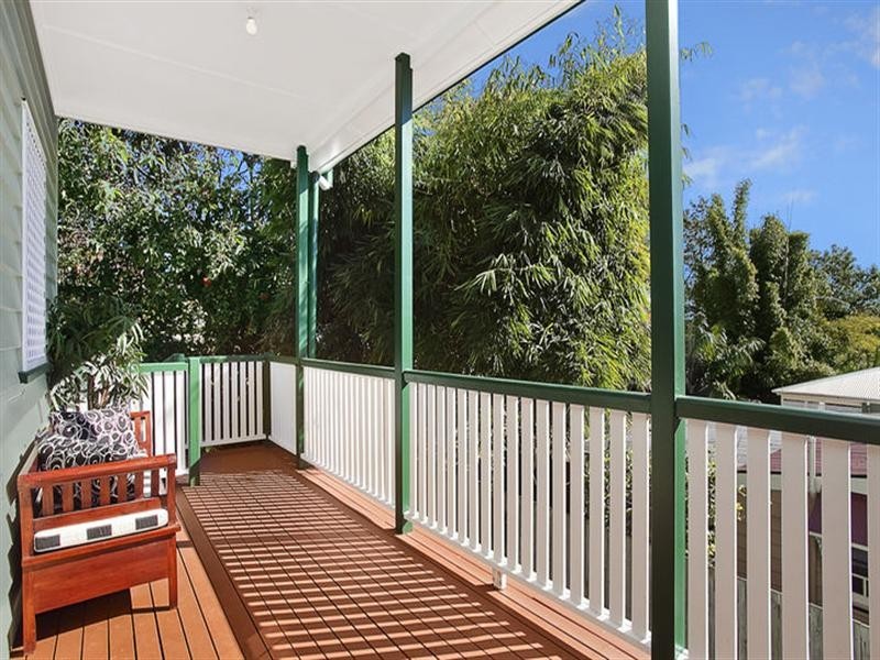 2 Federal Street, Red Hill QLD 4059