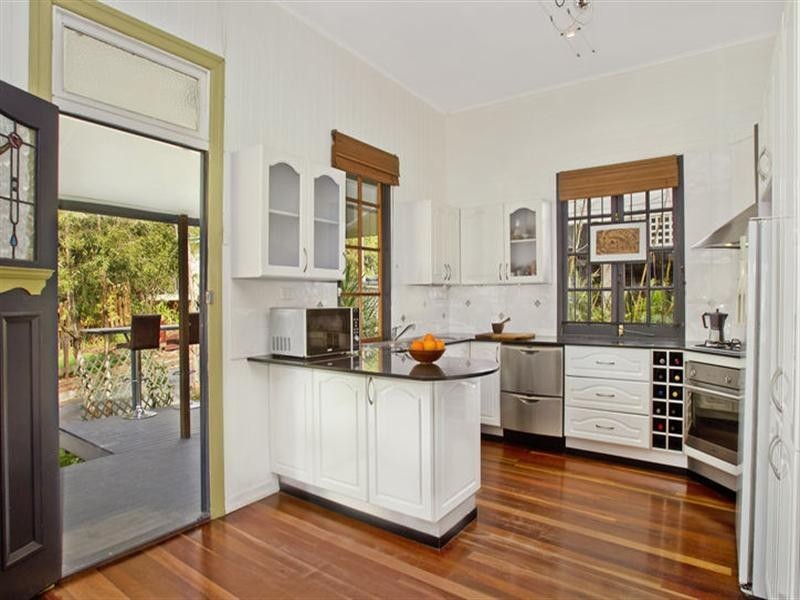 7 Carlyle Street, Red Hill QLD 4059