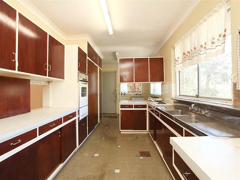 94 Hebe Street, Bardon QLD 4065