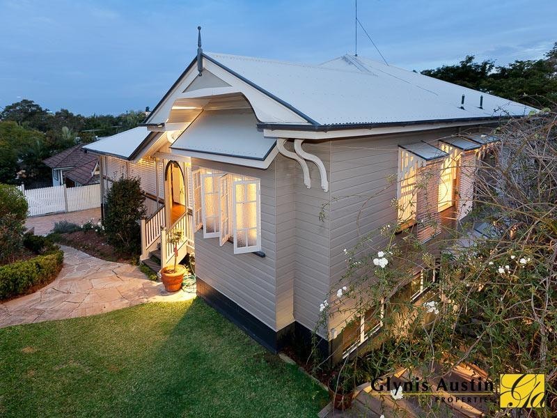 52 Terrace Street, Toowong QLD 4066