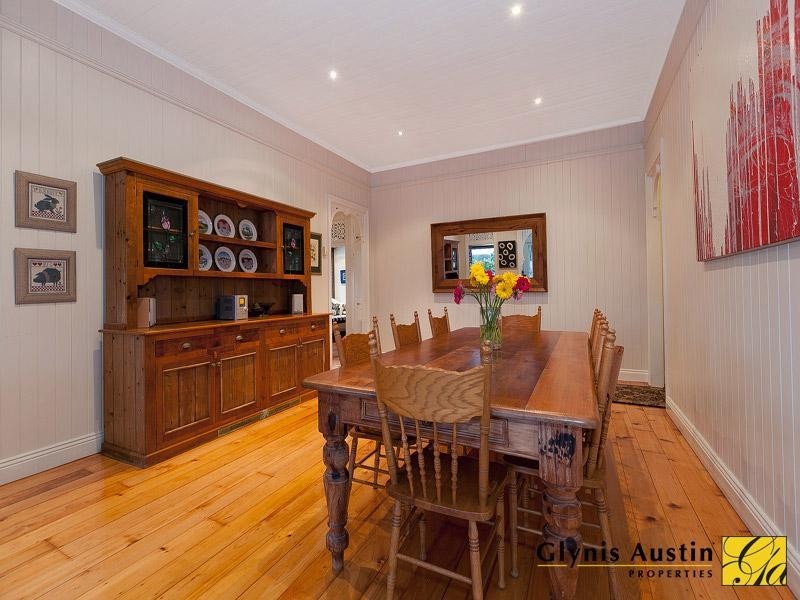 52 Terrace Street, Toowong QLD 4066