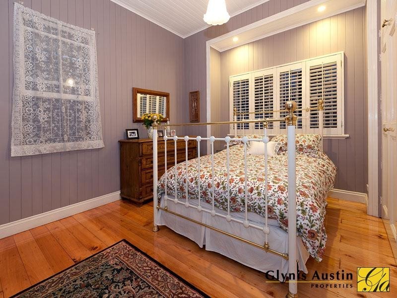 52 Terrace Street, Toowong QLD 4066