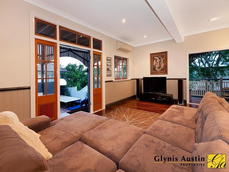 52 Terrace Street, Toowong QLD 4066