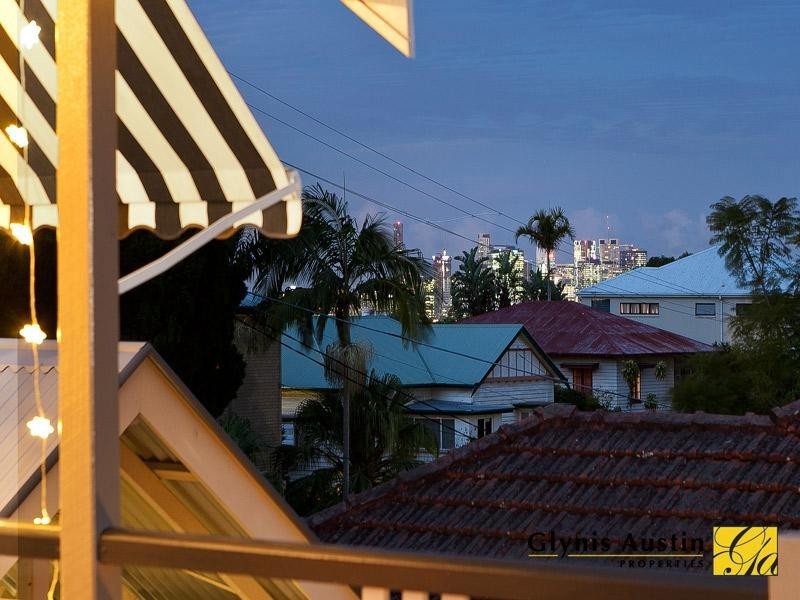 52 Terrace Street, Toowong QLD 4066