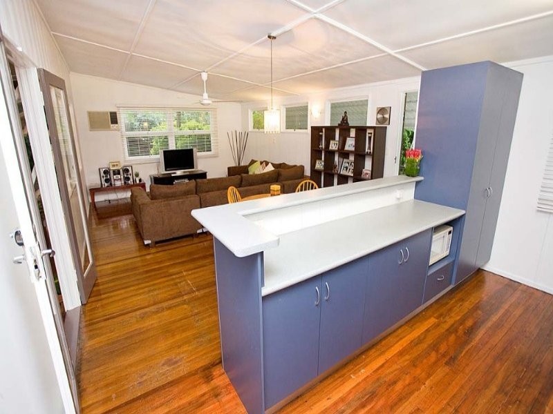 2 Teale Street, Ashgrove QLD 4060