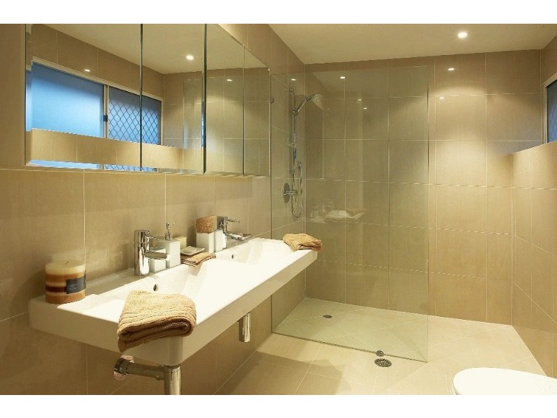 Indooroopilly QLD 4068