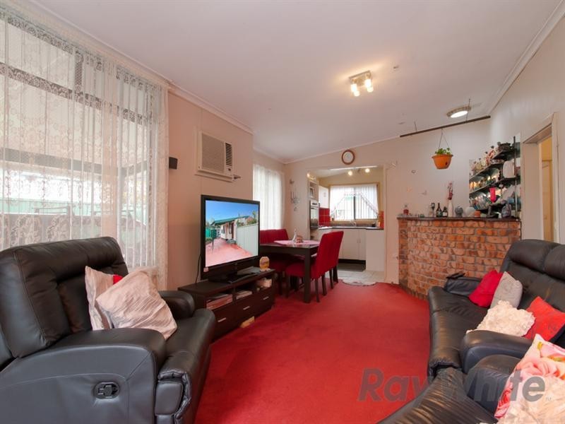 3 Teak Street, Gateshead NSW 2290