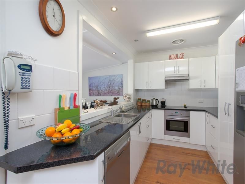 4 Robina Drive, Hillsborough NSW 2290