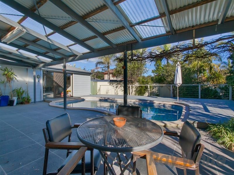 4 Robina Drive, Hillsborough NSW 2290