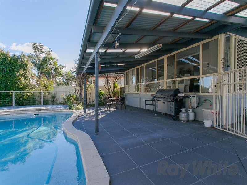 4 Robina Drive, Hillsborough NSW 2290