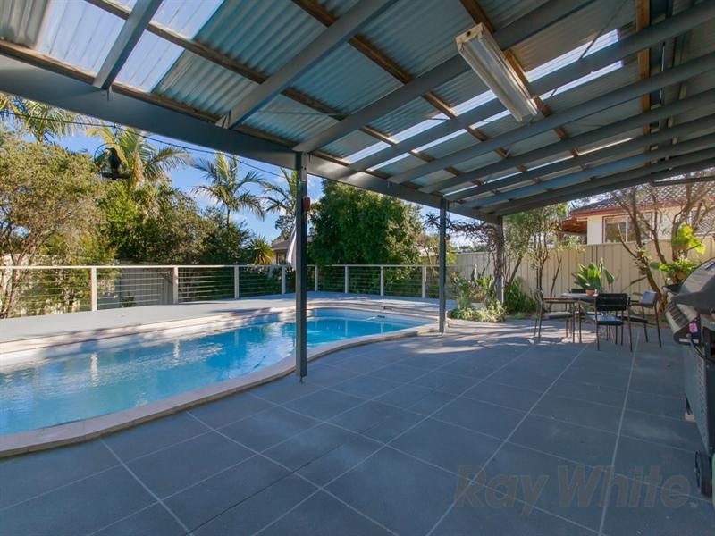 4 Robina Drive, Hillsborough NSW 2290