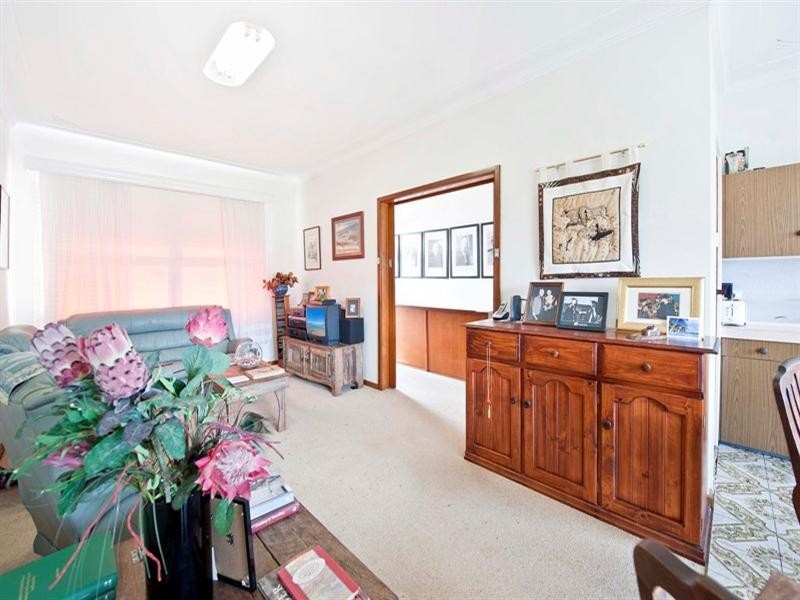 53 Maitland Street, Stockton NSW 2295