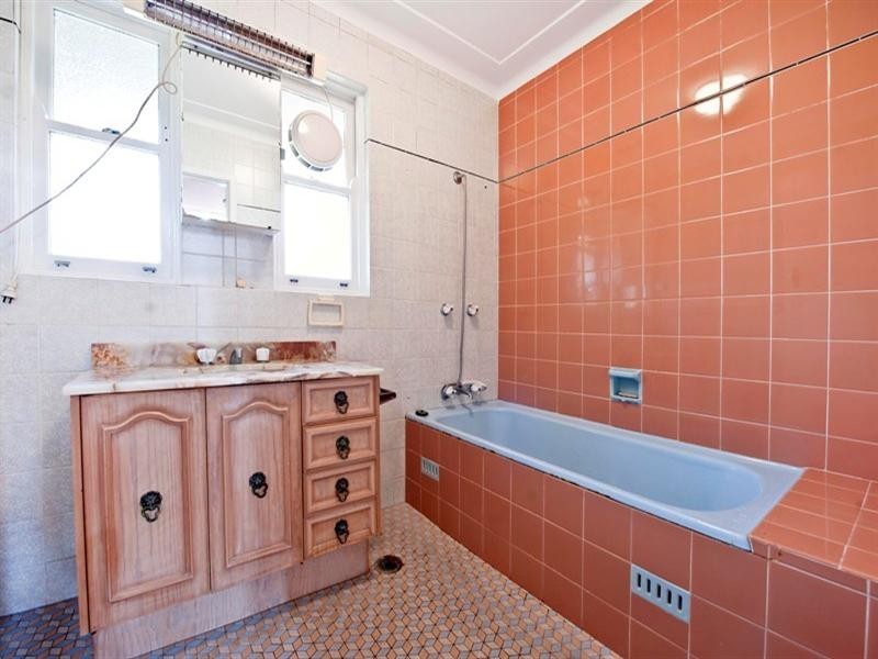 53 Maitland Street, Stockton NSW 2295