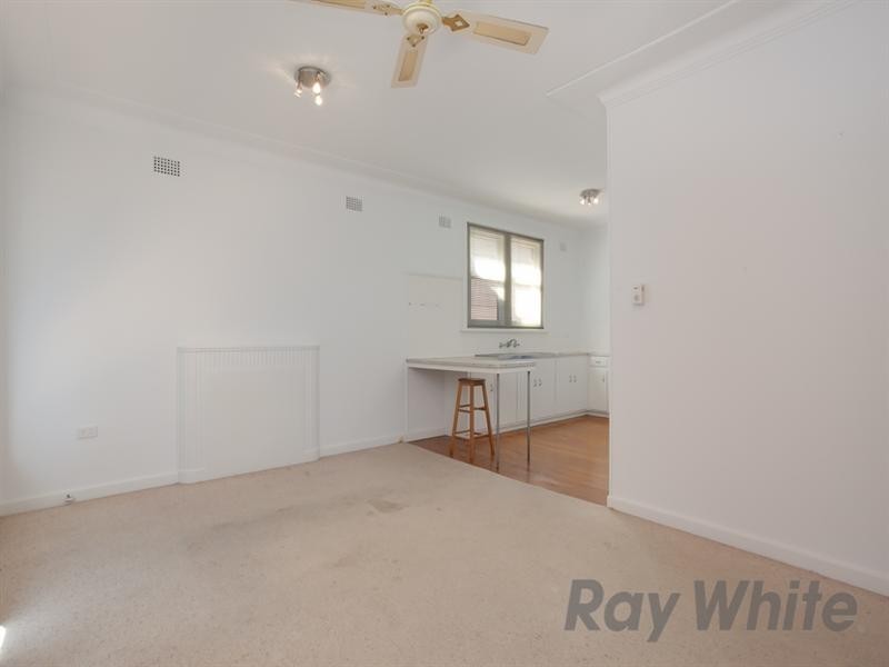 10 Woods Street, Redhead NSW 2290