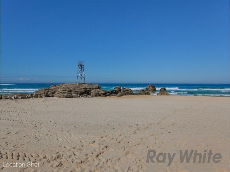 10 Woods Street, Redhead NSW 2290