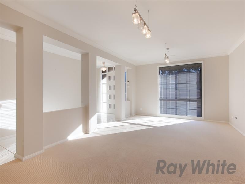 38 Rosewood Crescent, Fletcher NSW 2287