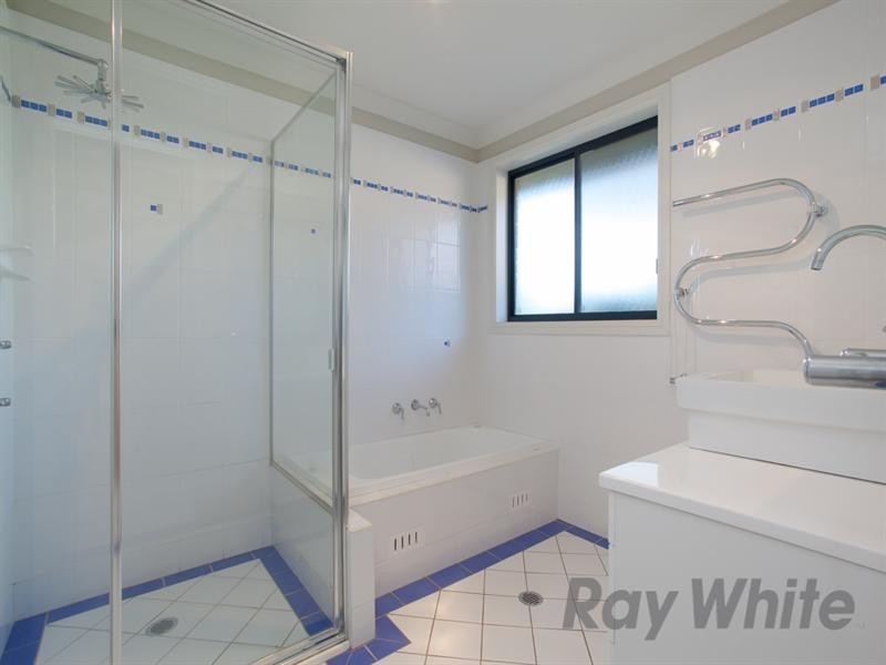 38 Rosewood Crescent, Fletcher NSW 2287