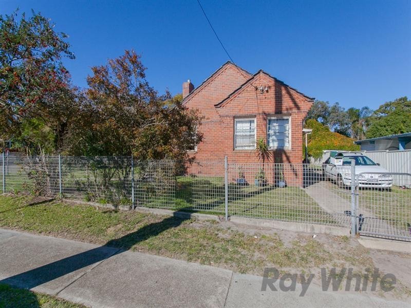 30 Glover Street, Belmont NSW 2280