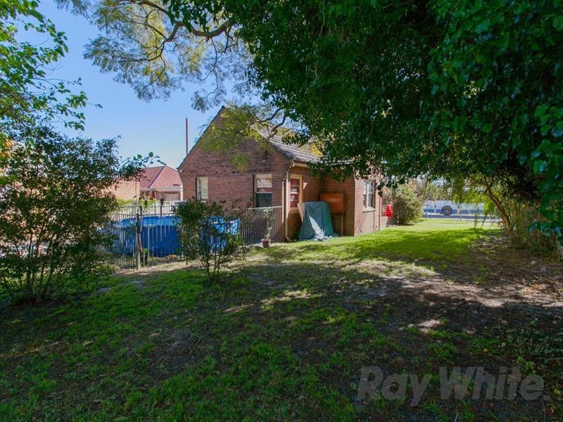 30 Glover Street, Belmont NSW 2280