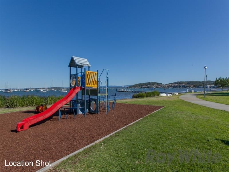 30 Glover Street, Belmont NSW 2280