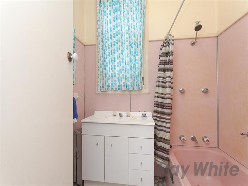 27 Guam Street, Shortland NSW 2307